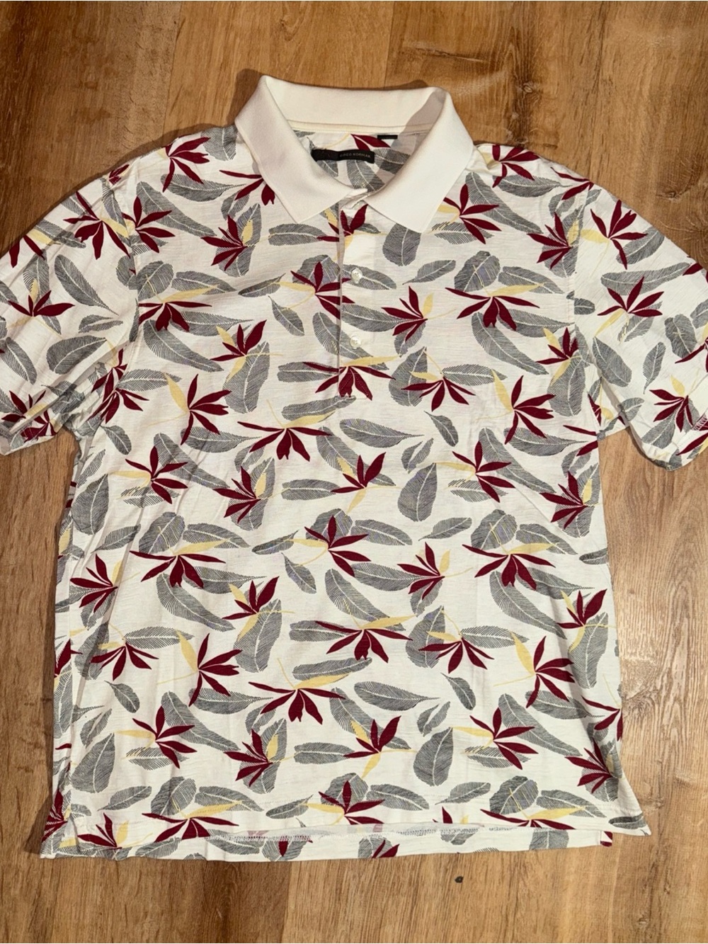 Greg Norman Golf Polo Large White Stretchy Tropical Vacation 3 Button Preppy Lrg